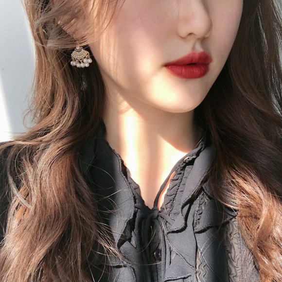 💕last one Charms Faux Pearl Fan  Earrings - Picture 4 of 7